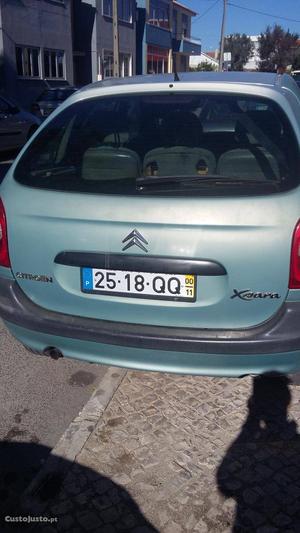 Citroën Picasso 1.6 xsara Novembro/00 - à venda - Ligeiros