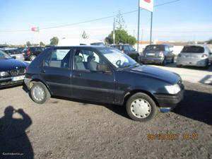 Ford Fiesta 1.1 5 portas Fevereiro/94 - à venda - Ligeiros