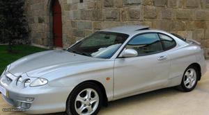 Hyundai Coupe 1.6 FX Abril/00 - à venda - Ligeiros