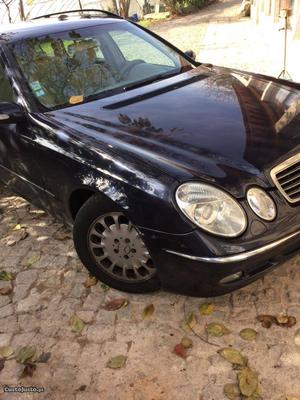 Mercedes-Benz E 320 Elegance iuc antigo Julho/04 - à venda