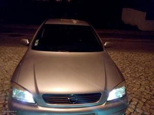 Opel Astra 002 Março/02 - à venda - Ligeiros Passageiros,