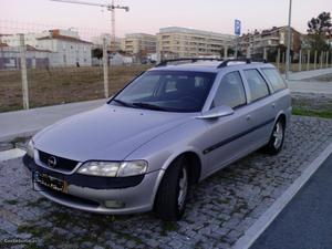 Opel Vectra Caravan Janeiro/99 - à venda - Ligeiros