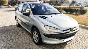 Peugeot  HDI 5P C/Novo Março/05 - à venda -