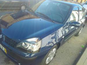 Renault Clio 1.5 Agosto/03 - à venda - Ligeiros