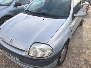 Renault Clio B CB0A Julho/00 - à venda - Ligeiros