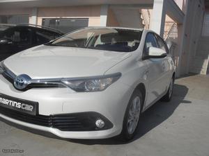 Toyota Auris 1.8HDSSport+Navi 5P Agosto/16 - à venda -