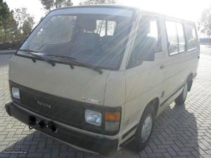 Toyota HiAce LH51 6 Lugares Maio/89 - à venda - Ligeiros