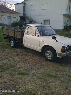 Nissan Pick Up carrinha Maio/88 - à venda - Pick-up/