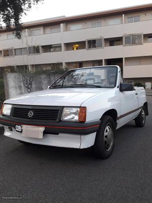 Opel Corsa spyder st Agosto/88 - à venda - Descapotável /