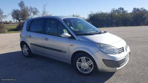 Renault Scénic 1.5DCI 100CV Fevereiro/05 - à venda -