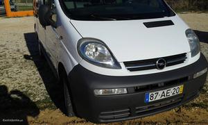 Opel Vivaro cc 110cv mista Abril/05 - à venda -