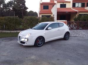 Alfa Romeo Mito 1.3Jtd Distinctive Julho/10 - à venda -