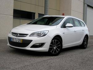 Opel Astra 1.7 CDTI SPORT PELE Outubro/13 - à venda -