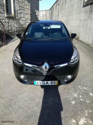 Renault Clio sportstourer Maio/13 - à venda - Ligeiros