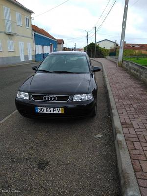 Audi A3 1.9 TDI Junho/00 - à venda - Ligeiros Passageiros,