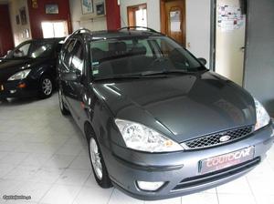 Ford Focus 1,4 Sw Maio/03 - à venda - Ligeiros Passageiros,