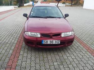 Mitsubishi Carisma 1.9 Fevereiro/97 - à venda - Ligeiros