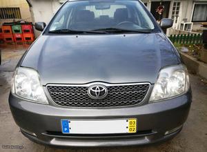 Toyota Corolla 1.4 VVTI Sedan Fevereiro/03 - à venda -