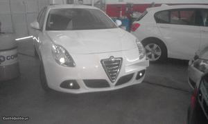 Alfa Romeo Giulietta C/Novo 100m KM Junho/10 - à venda -