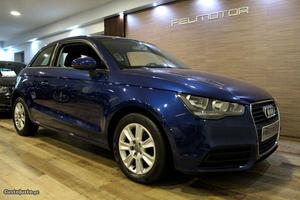 Audi A1 1.2 TFSI Attraction Dezembro/10 - à venda -
