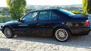 BMW 740 iA V8 (E38) Abril/98 - à venda - Ligeiros