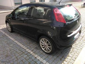 Fiat Grande Punto v 95 CV Maio/08 - à venda -