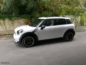 MINI Countryman 2.0 SD 143 CV Junho/11 - à venda - Ligeiros