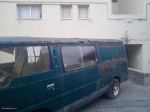 Nissan Urvan Para peças Março/85 - à venda - Ligeiros