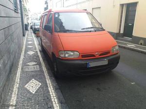 Nissan Vanette 2.3 D Outubro/99 - à venda - Comerciais /