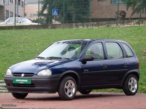 Opel Corsa 1.2 Swing Maio/93 - à venda - Ligeiros