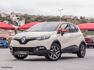 Renault Captur 0.9 TCe XMOD Junho/15 - à venda - Monovolume