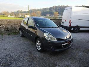 Renault Clio 1.2 Confortline Outubro/07 - à venda -