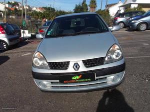 Renault Clio  v Julho/01 - à venda - Ligeiros