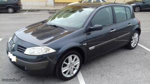 Renault Mégane 1.5 Dci Dynamique Dezembro/05 - à venda -