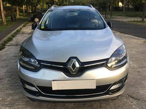 Renault Mégane bose 1.6 Junho/15 - à venda - Ligeiros