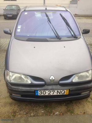 Renault Scénic 1.6 Junho/99 - à venda - Ligeiros