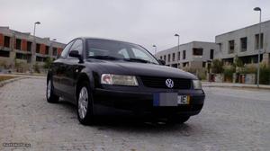 VW Passat 1.9 tdi 110cv Março/97 - à venda - Ligeiros