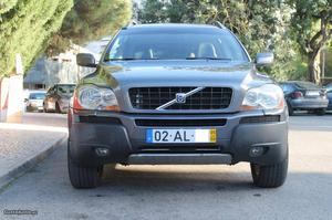 Volvo XC 90 D5 7Lugares Agosto/05 - à venda - Ligeiros