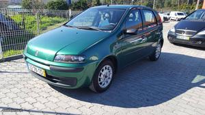 Fiat Punto 1.2i Fevereiro/02 - à venda - Ligeiros