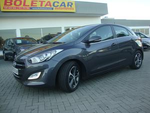  Hyundai i CRDI Style + NAVI