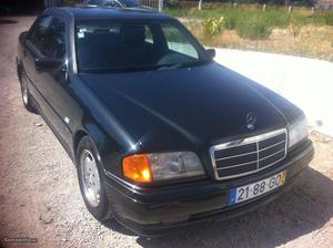 Mercedes-Benz C 200 Kompressor Sport AMG Abril/96 - à venda