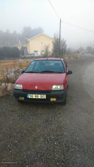 Renault Clio 1.2 Janeiro/93 - à venda - Ligeiros