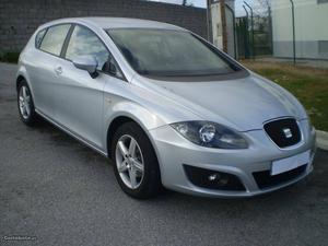 Seat Leon 1.6 TDI Agosto/11 - à venda - Ligeiros