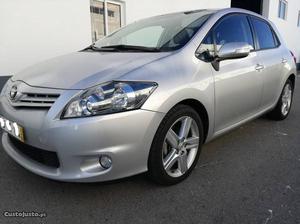 Toyota Auris Excl Pack Sport Março/10 - à venda - Ligeiros