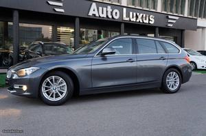 BMW 320 d Carrinha Luxury Novembro/13 - à venda - Ligeiros