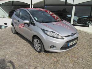 Ford Fiesta van 1.4 tdci trend Setembro/12 - à venda -