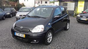 Toyota Yaris BOM PREÇO Agosto/03 - à venda - Ligeiros