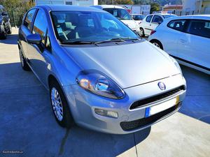 Fiat Punto EVO 1.3 JTD Maio/12 - à venda - Ligeiros