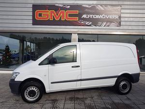 Mercedes-Benz Vito 113 cdi 136 cv 4x4 Outubro/14 - à venda