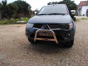 Mitsubishi L200 Strackar DID Junho/07 - à venda - Pick-up/